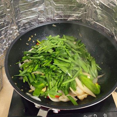 手撕鱿鱼的做法，芥末手撕鱿鱼的做法（成就招牌美味#爆炒鱿鱼）