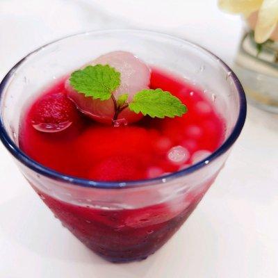 冰冻杨梅的做法，冰镇杨梅的做法（吃一次就上瘾的杨梅冰饮）