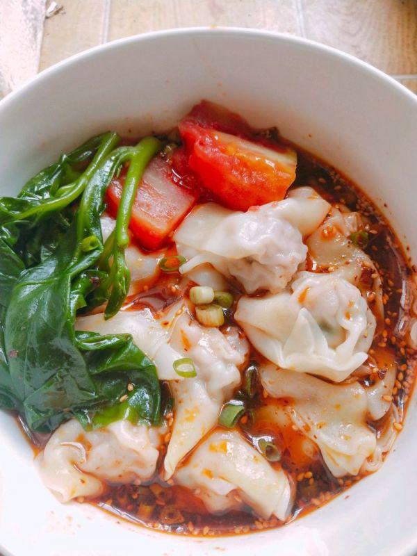 抄手煮几分钟可以，抄手煮多久（做法简单全家都爱吃）