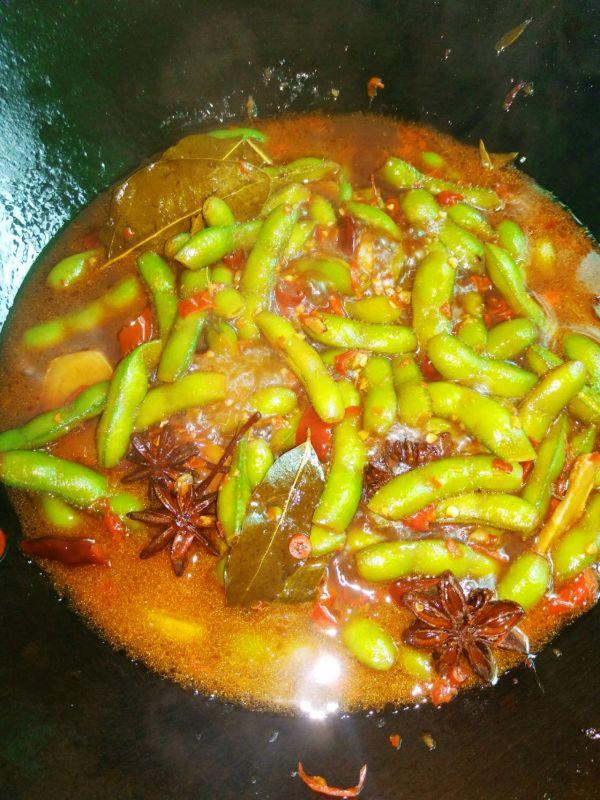 毛豆怎么做好吃，水煮毛豆怎么做好吃（这么美味的香辣毛豆都没吃过）