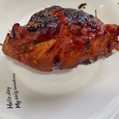 孕妇可以吃咸蛋黄吗，哪些人不适宜吃咸蛋黄（最好吃的自制咸蛋黄叉烧做法）