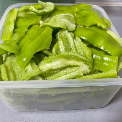 炒扇贝怎么做，好吃下饭的超级下饭菜青椒炒扇贝