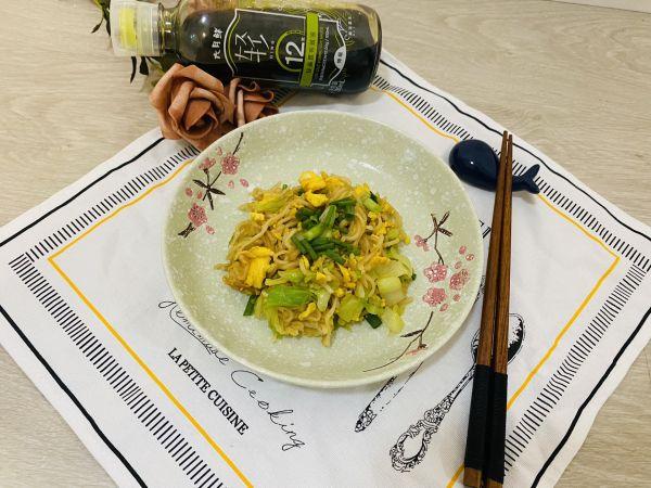 好吃的蛋炒面做法大全，蛋炒面的做法简单又好吃（周末超美味的圆白菜鸡蛋炒面来袭）