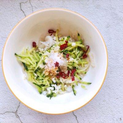 凉拌牛百叶的做法，凉拌牛百叶的简单做法（#仙女们的私藏鲜法大PK#五分钟凉拌牛百叶）