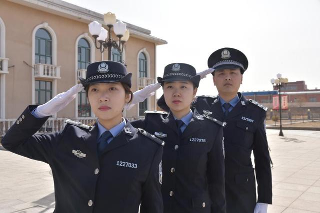 忐忑怎么读和意思，忐忑怎么读（新华全媒+丨一位吸毒者的自述）