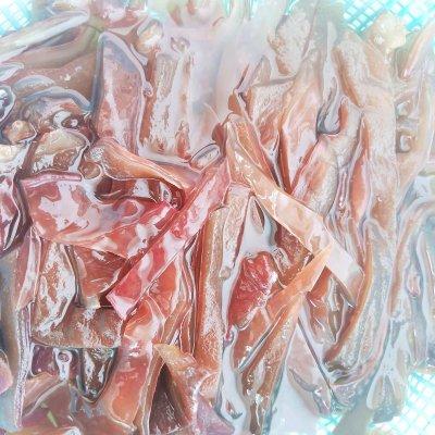 大耳毛怎么做好吃，毛木耳的做法（#仙女们的私藏鲜法大PK#可以瘦身减肥的毛木耳炒肉）