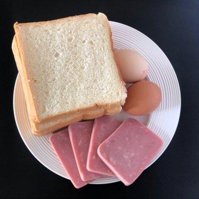 芝士可以做什么美食，芝士可以做哪些简单的美食（#安佳马苏里拉芝士挑战赛#溏心蛋芝士火腿三明治）