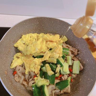青瓜炒肉片怎么炒，肉片炒青瓜图片（黄瓜炒肉片超美味没吃过太可惜了）