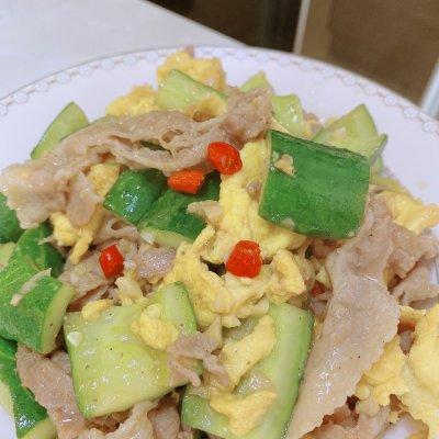 青瓜炒肉片怎么炒，肉片炒青瓜图片（黄瓜炒肉片超美味没吃过太可惜了）