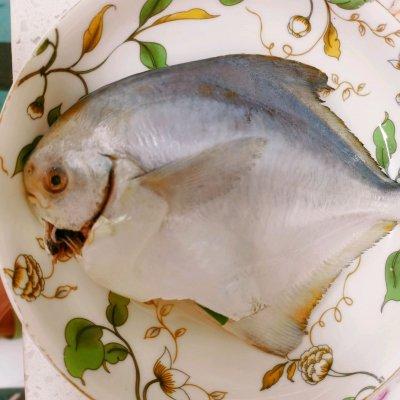清蒸骨鱼的做法和配方，清蒸骨鱼的做法和配方视频（超满足的清蒸鲳鱼）