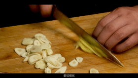 捞汁的做法，家常捞拌汁的做法（强烈安利的万能捞汁秘方）