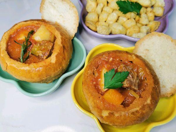 碗可以放空气炸锅里加热吗，瓷碗可以放进空气炸锅吗（面包碗+罗宋汤的懒人做法一样美味）