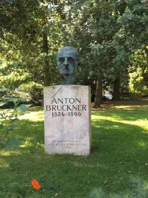 舒伯特的作品都有哪些，舒伯特的作品都有哪些歌（舒伯特的“第八”和布鲁克纳的“第九”）