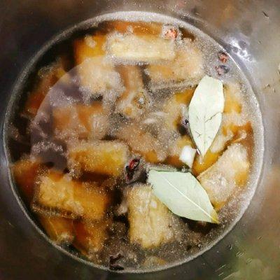 带鱼罐头的做法，带鱼罐头的家常做法（这道带鱼罐头，每天吃都吃不够）