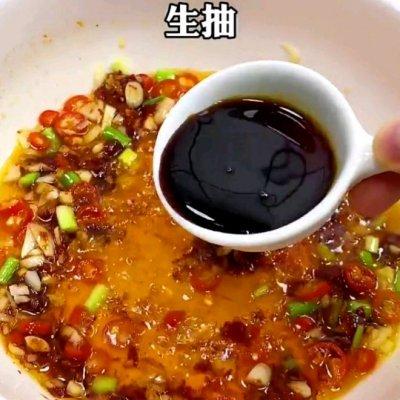 花甲粉丝的做法，花甲粉丝汤的做法。教你怎么做花甲粉丝汤（好吃到流泪的花甲粉丝煲）