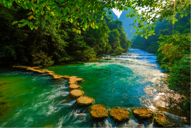 喀斯特地貌的特点，喀斯特地貌的特点有哪些（暑期出游特辑：中国南方喀斯特）