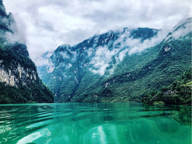 喀斯特地貌的特点，喀斯特地貌的特点有哪些（暑期出游特辑：中国南方喀斯特）