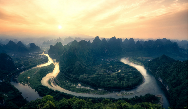 喀斯特地貌的特点，喀斯特地貌的特点有哪些（暑期出游特辑：中国南方喀斯特）