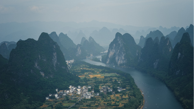 喀斯特地貌的特点，喀斯特地貌的特点有哪些（暑期出游特辑：中国南方喀斯特）