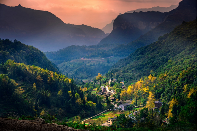 喀斯特地貌的特点，喀斯特地貌的特点有哪些（暑期出游特辑：中国南方喀斯特）