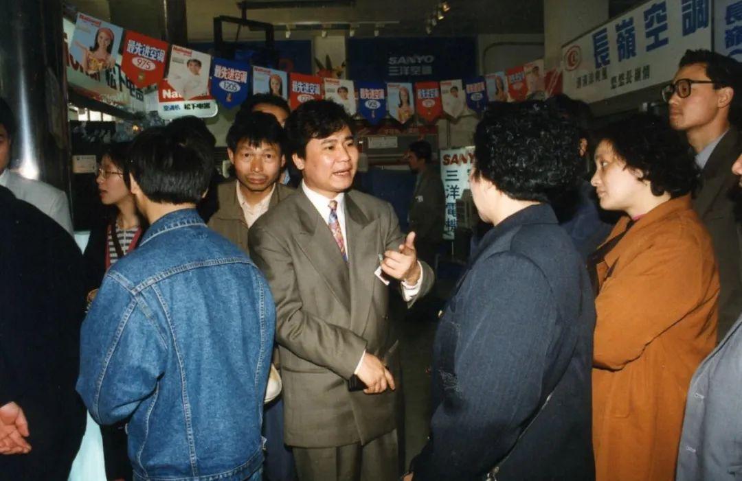 苏宁网上店(苏宁易购还能经营下去吗)