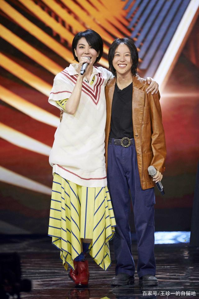 谢霆锋王菲发文宣布产女，张柏芝承认三胎老公刘德华吗（是心疼王菲还是真的不想要）