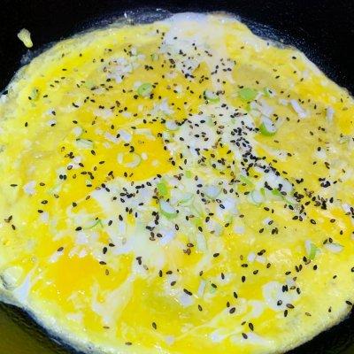 油条煎饼正宗做法和配方，油条煎饼正宗做法和配方窍门（十分钟健康早餐-在家也能做的煎饼果子）