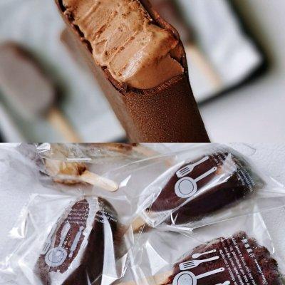 怎么做巧克力效果图片，diy巧克力图片（十分钟快手菜脆皮巧克力雪糕）