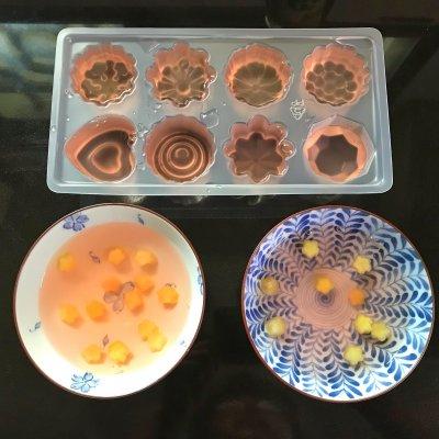 果冻的做法白凉粉，白凉粉的做法做果冻（夏日必备，Q弹爽滑的桃子果冻）