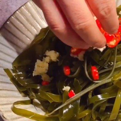 海带丝煮多久能熟，海带丝一般开水里煮多久熟（#夏日开胃餐#凉拌海带丝）