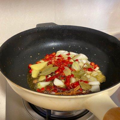 虎皮鸡爪最简单做法，虎皮鸡爪最简单的做法（简单易学的虎皮鸡爪）