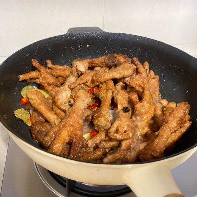 虎皮鸡爪最简单做法，虎皮鸡爪最简单的做法（简单易学的虎皮鸡爪）