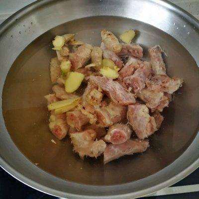 孜然鸡脖子的家常做法，孜然鸡脖子的家常做法视频（烧烤鸡脖子<家常做法>走起）