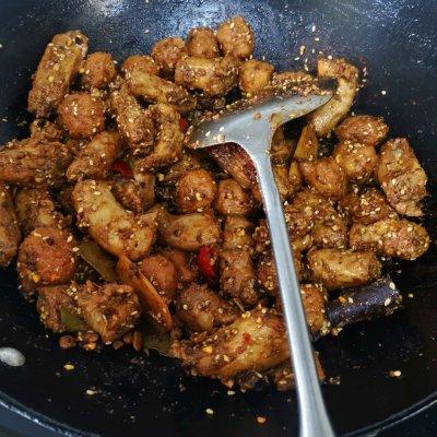 孜然鸡脖子的家常做法，孜然鸡脖子的家常做法视频（烧烤鸡脖子<家常做法>走起）