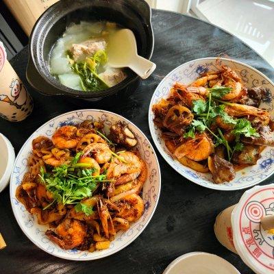 排骨虾的做法，红烧虾的做法（原来香辣干锅排骨虾才是真正的米饭杀手）