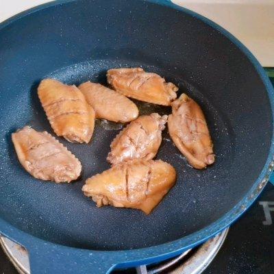 可乐鸡翅的材料，可乐鸡翅的做法和步骤家常材料（超简单又好味的丰富餐桌味③～可乐鸡翅）
