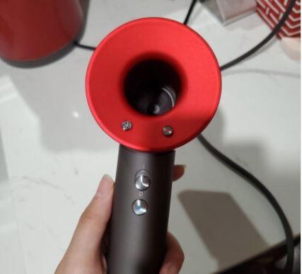 吹风机一般多大功率，发廊的吹风机一般多大功率（一个吹风机为啥卖3000）