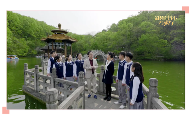 飞向蓝天的恐龙主要内容，飞向蓝天的恐龙主要内容介绍（暑假一起跟着书本去旅行）