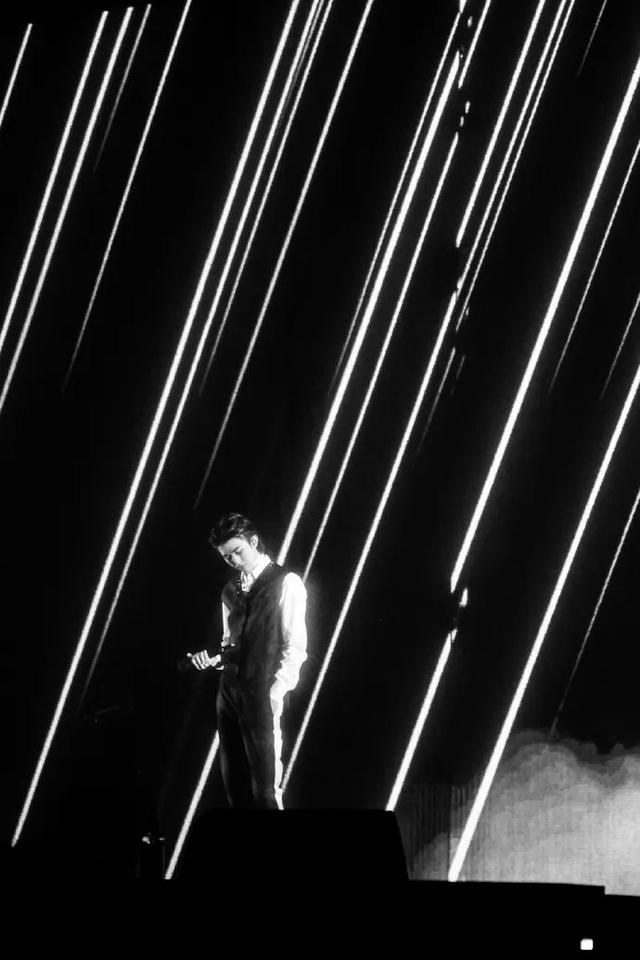 爱豆 黄明昊 若芽色终会铺成海.，微信头像，爱豆 黄明昊 若芽色终会铺成海.（请爱豆们住在舞台上）