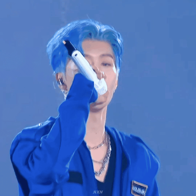 爱豆 黄明昊 若芽色终会铺成海.，微信头像，爱豆 黄明昊 若芽色终会铺成海.（请爱豆们住在舞台上）