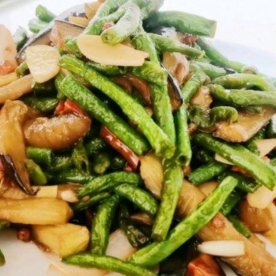 油炸干煸茄子的做法，吃一次就念念不忘的干煸豆角茄子