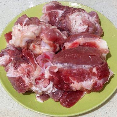 山药排骨玉米汤，玉米山药排骨汤的做法（山药玉米棒骨汤）