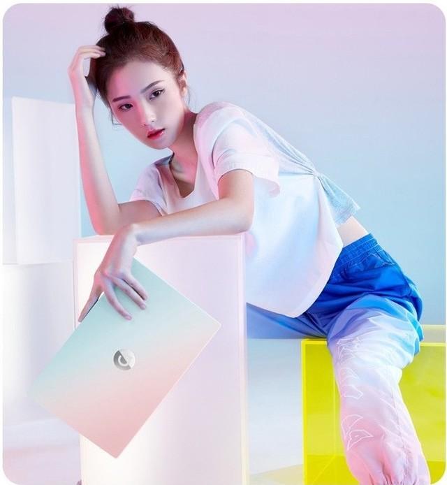 女生用笔记本，让女生爱不释手的产品（女生用笔记本电脑多大尺寸合适）