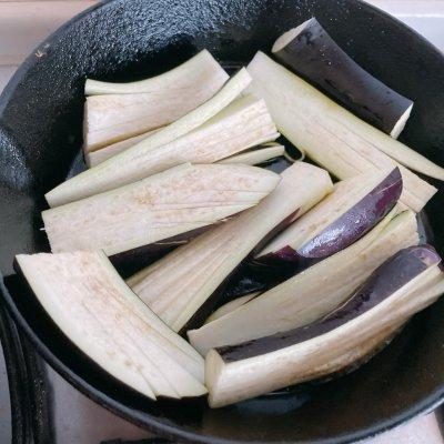 咖喱是什么做的，咖喱用什么材料做的（咖喱用什么材料做的好）