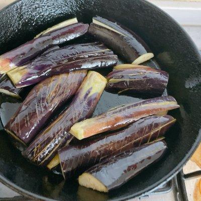 咖喱是什么做的，咖喱用什么材料做的（咖喱用什么材料做的好）