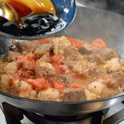 番茄牛肉煲的做法，番茄牛肉煲的做法步骤（西红柿<番茄>炖牛腩）