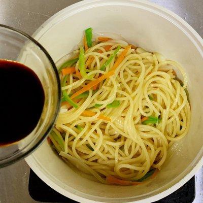 挪威青花鱼的做法，挪威青花鱼营养成分（盐烤青花鱼意面）