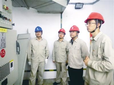 郑州张工家电维修招聘 “苏大强”连续作业34小时 停电6天的安和文苑小区来电了