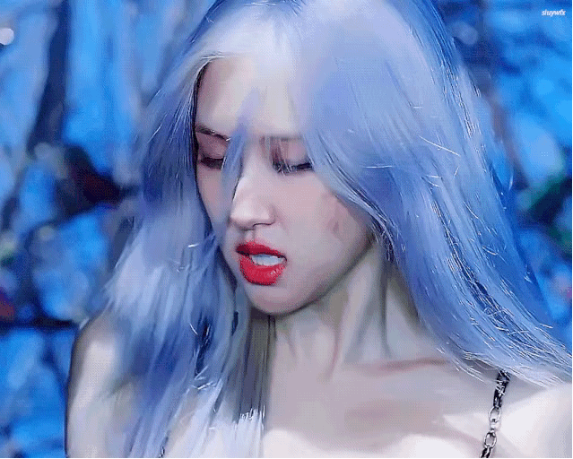 经常染发用什么洗发水固色，用固色洗发水洗黑发会染色吗（女团发色也能超长待机）