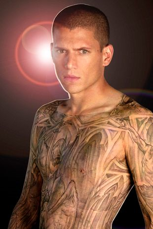 越狱男主角叫什么，越狱男主角叫什么出柜（《越狱》的男主角自爆患有自闭症、抑郁症）